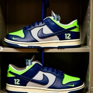 Nike Dunk "12th Man"